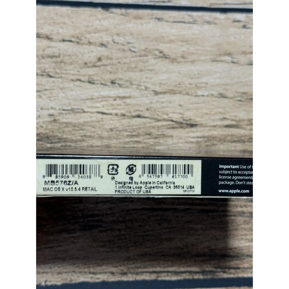 Apple Mac OS X Leopard Version 10.5.4 MB576Z/A Install DVD Software Box Manual